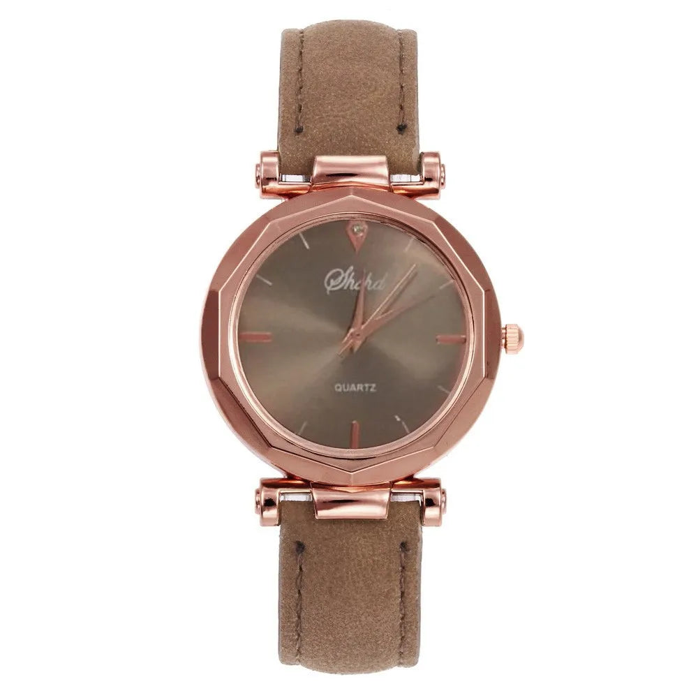 Fashion Women Watch Classic Leather Strap Round Dial Simple Quartz Wristwatch Daily Causal Date Clothing Matching Watch