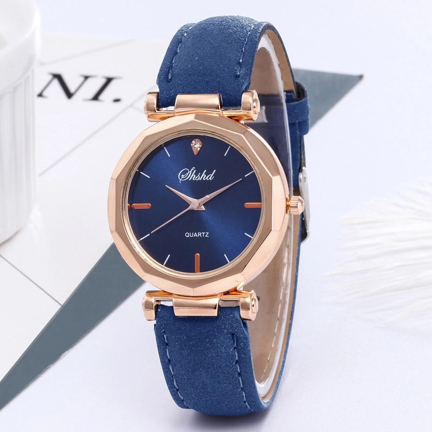 Leather Belt Elegant Wristwatch Analog Crystal Casual Fashion Quartz Watch Luxury Rhombus Design Ladies Watches Gift Reloj Mujer