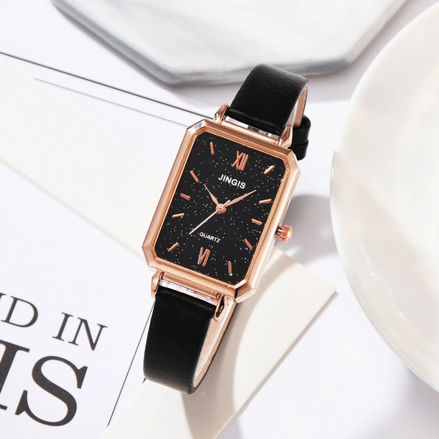 Ladies Rectangular Face Watch Casual Quartz Leather Strap Watch Light Luxury Waterproof Luxury Women Watch Fast Shipping Watches