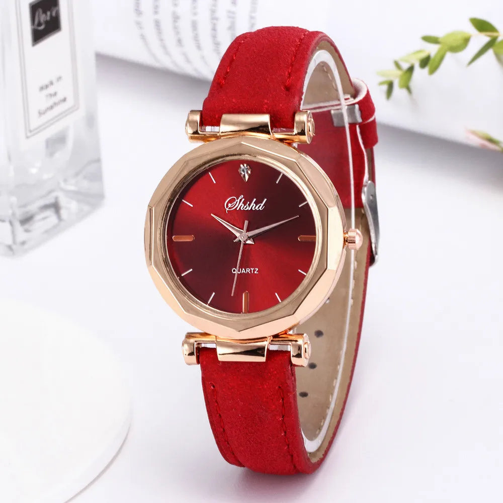 Fashion Women Watch Classic Leather Strap Round Dial Simple Quartz Wristwatch Daily Causal Date Clothing Matching Watch