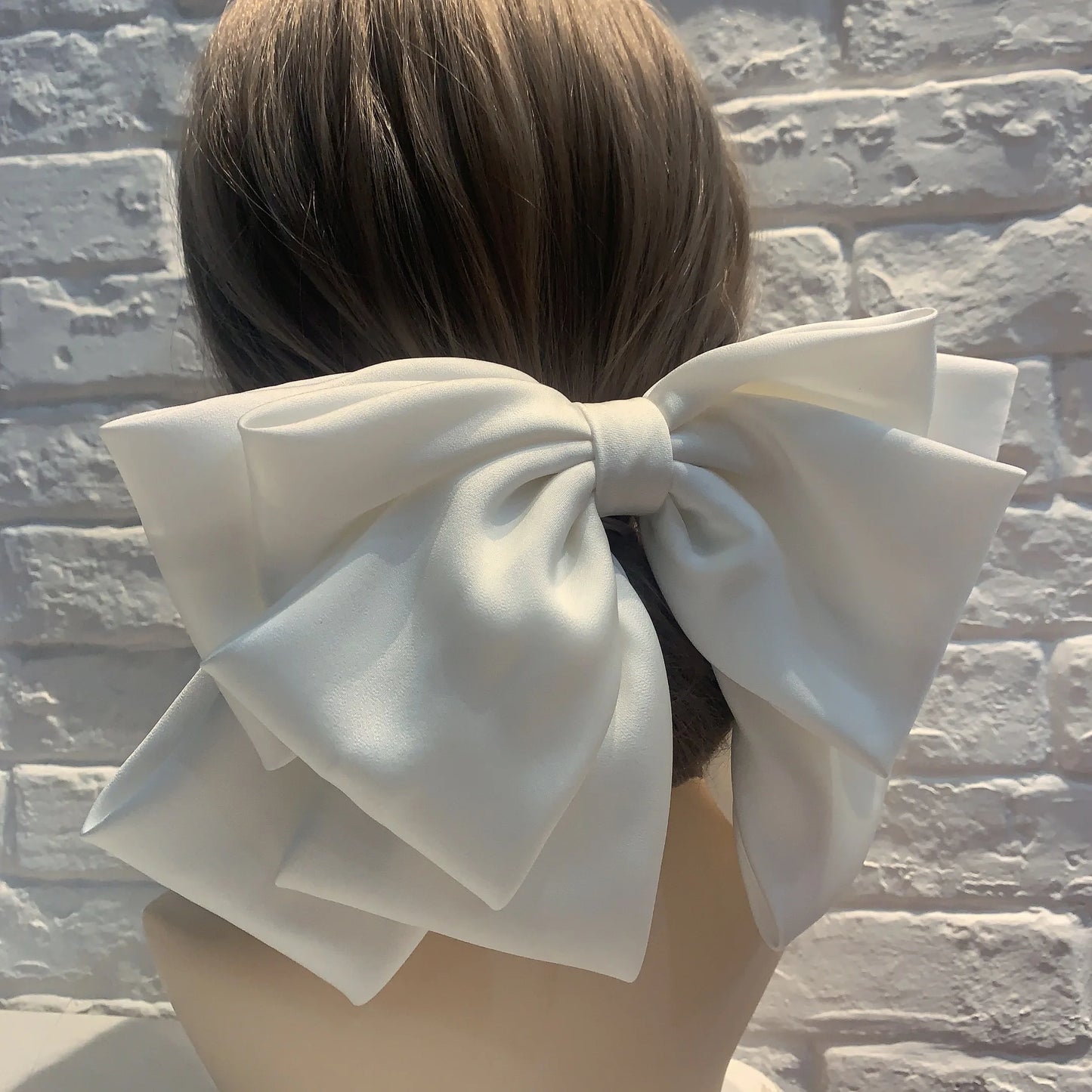 High Quality Bow Hairpin Women Popular Headwear Satin Fixed Hair Clip Large Retro Headdress Ponytail Clip Hair Accessories